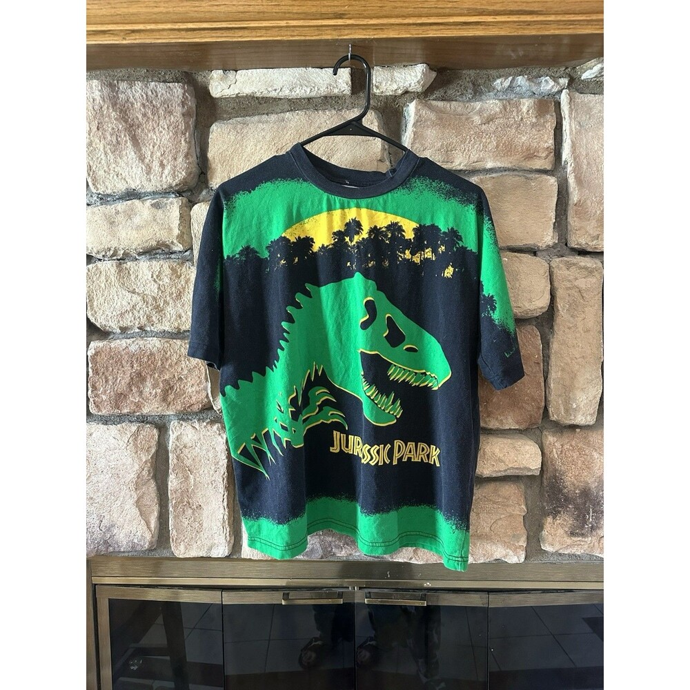 Box lunch Jurassic Park AOP T Shirt Dinosaur Black S Men Unisex VTG 90s Reprint
